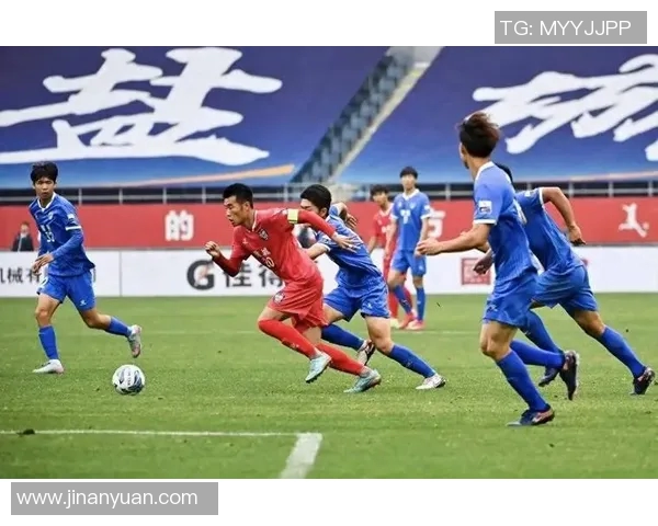 中国足球队风采展示与历史回顾精彩瞬间的视觉盛宴 中国足球队风采展示与历史回顾精彩瞬间的视觉盛宴